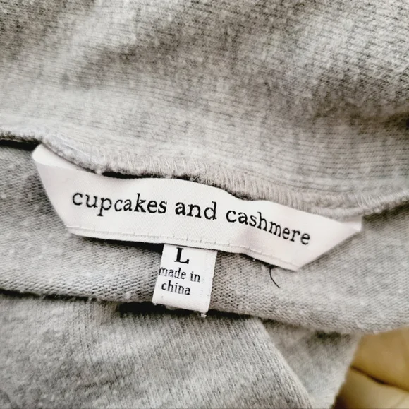 CUPCAKES AND CASHMERE Brentmoore open cardigan sweater in Heather grey - Picture 7 of 9